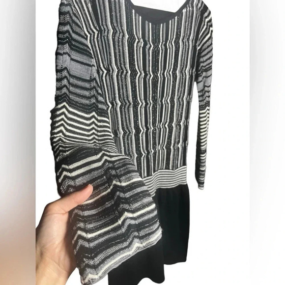 Laundry size small knit dress in excellent like-new condition black and silver - Picture 3 of 5